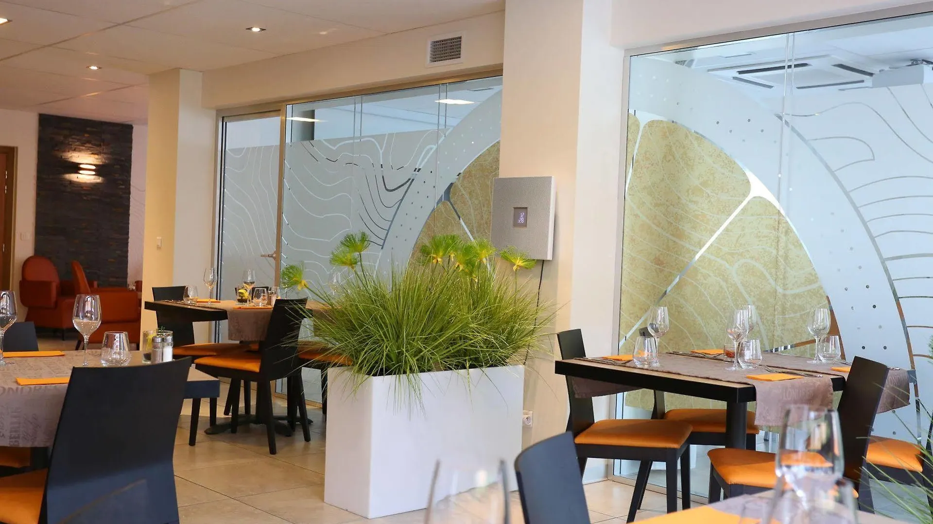 The Originals Boutique, Hotel L'Occitan, Aubagne La Destrousse