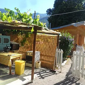 La Vieille Maison Biselli Bed & Breakfast
